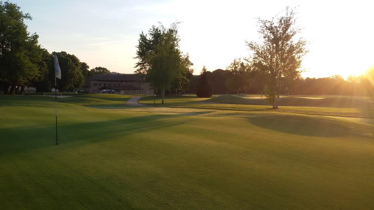 La Sorelle Golf Et Restaurant Villette-sur-Ain